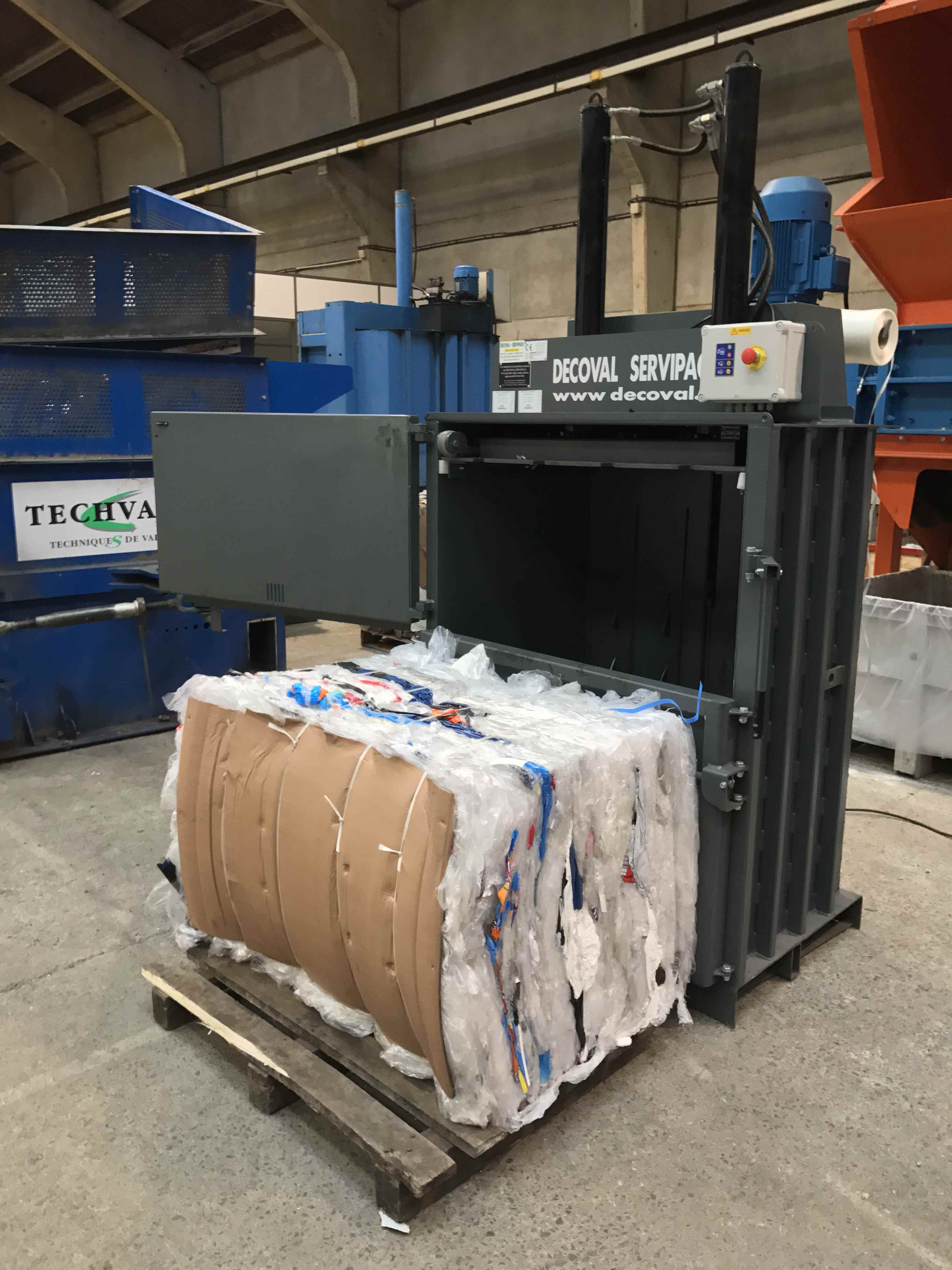 compacteur-film-plastique-150Kg